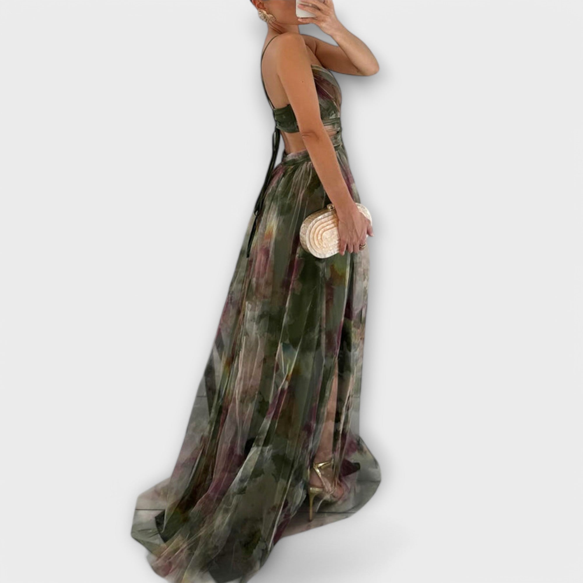 Vestido Vaporoso con Transparencia