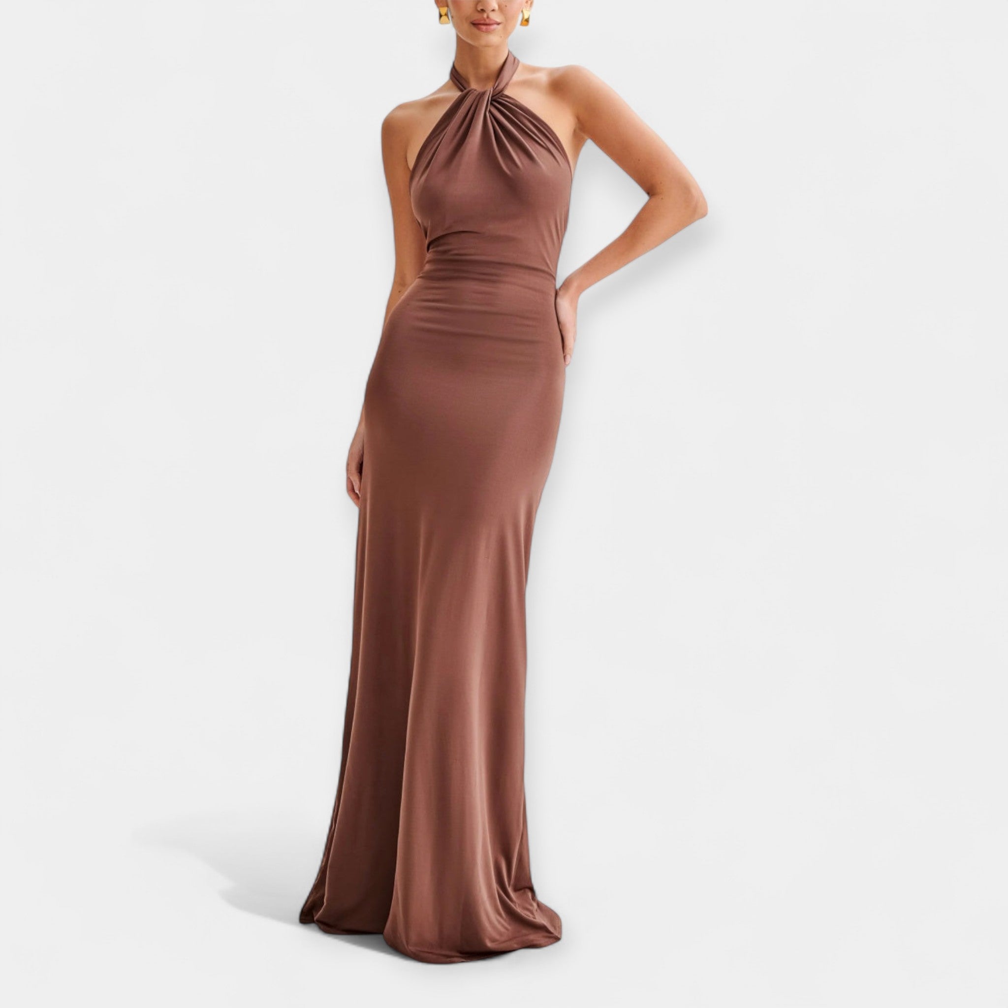 Vestido Halter con Espalda Abierta