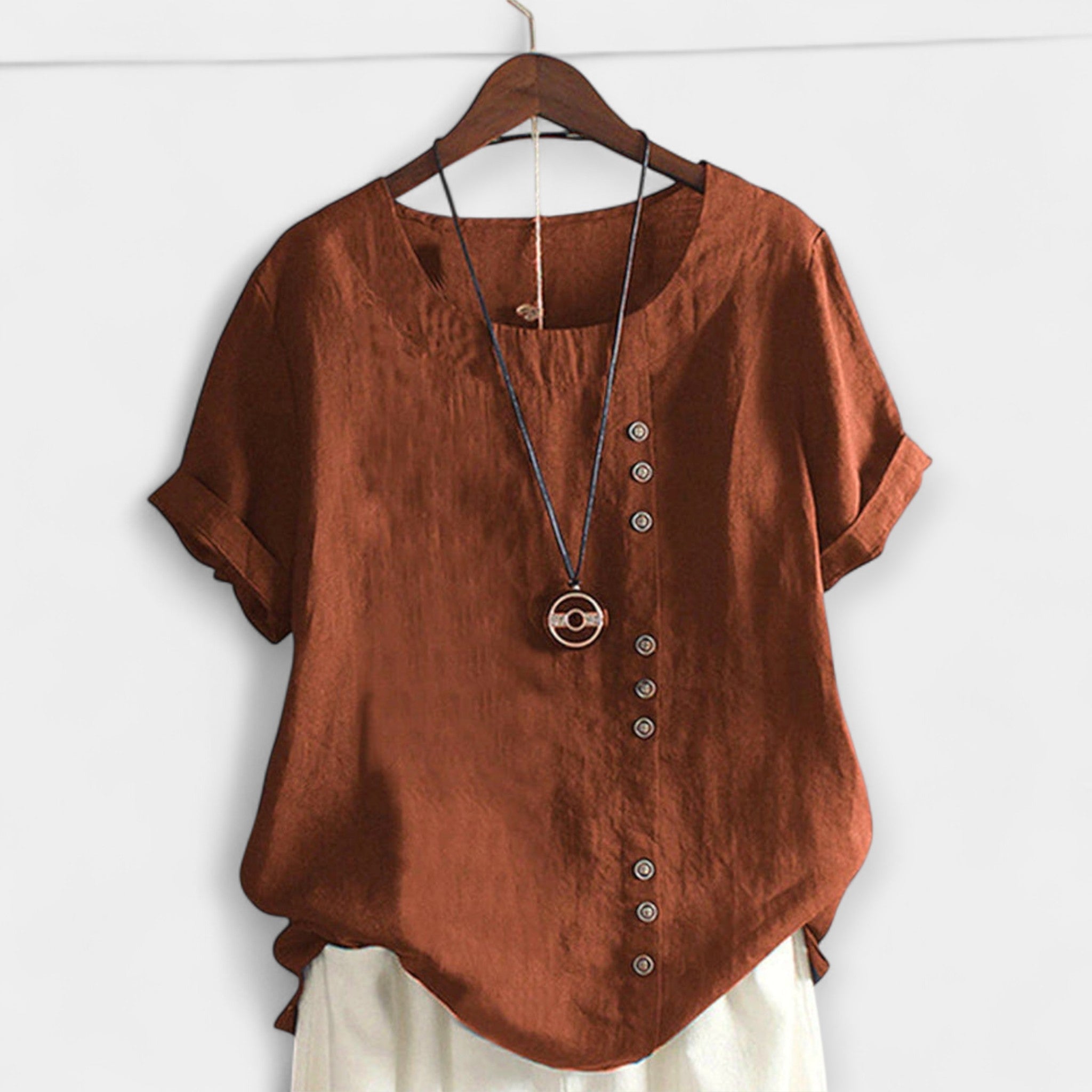Blusa Monocromática con Cuello Redondo y Botones