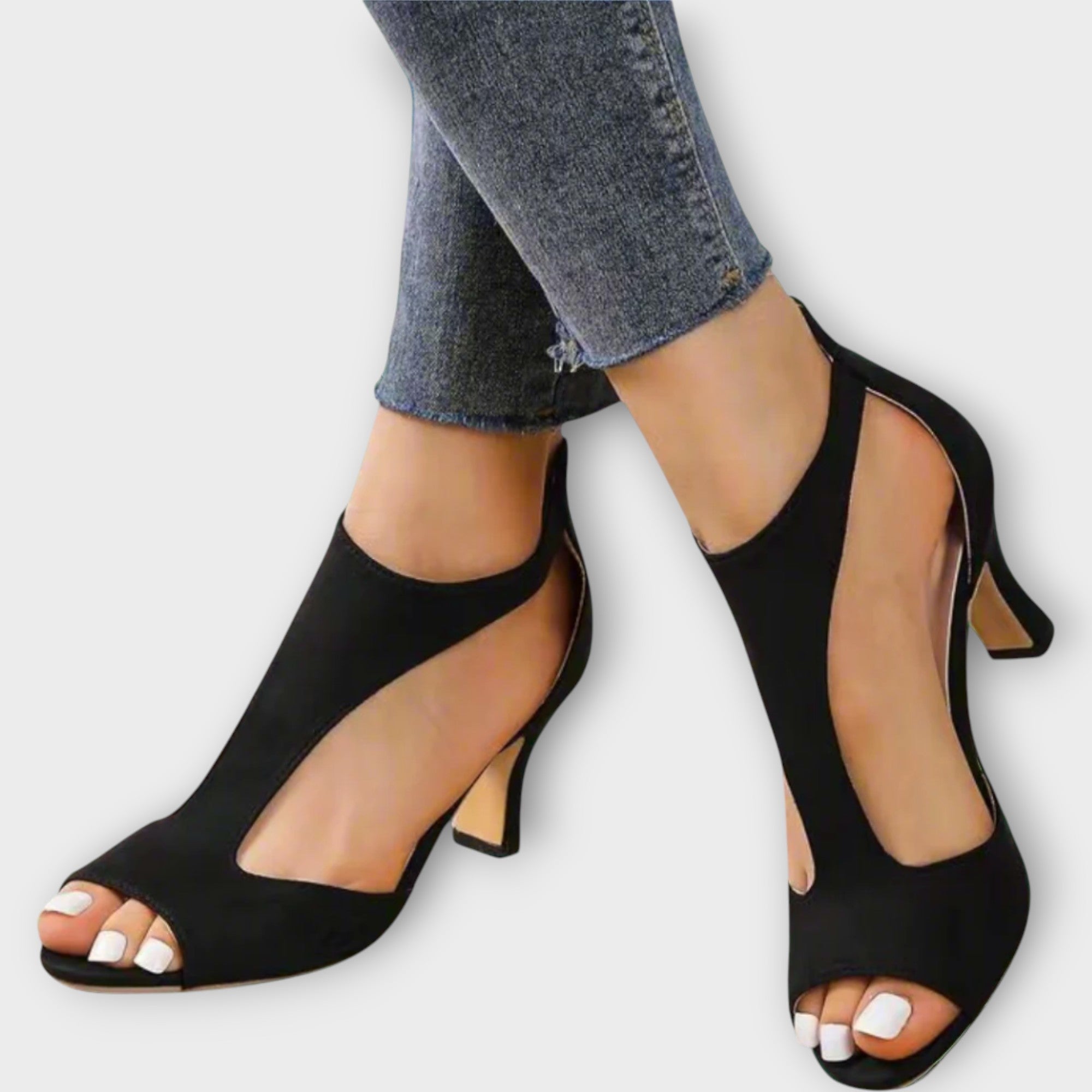 Sandalias de tacón elegantes y cómodas.