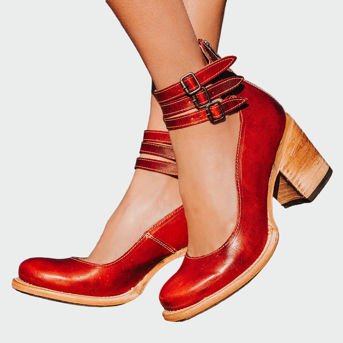 Tacones de tiras