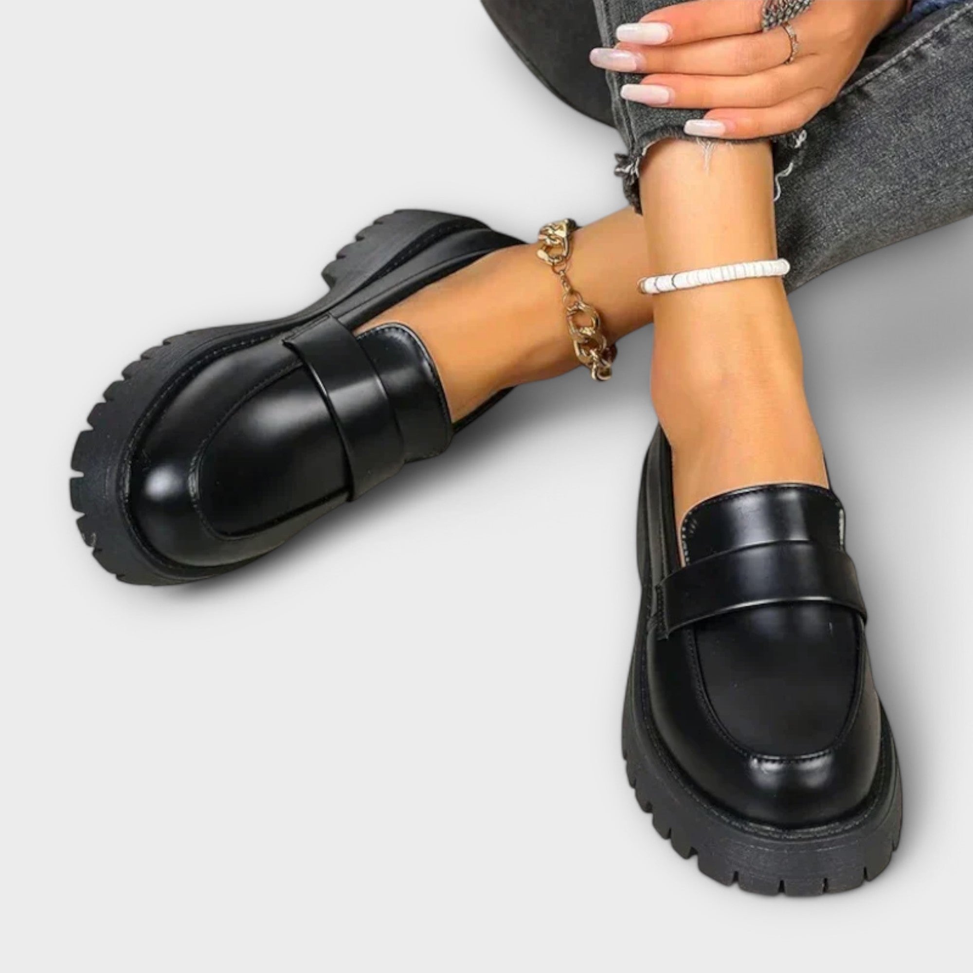 Mocasines de mujer con diseño ortopédico y tacones de satén