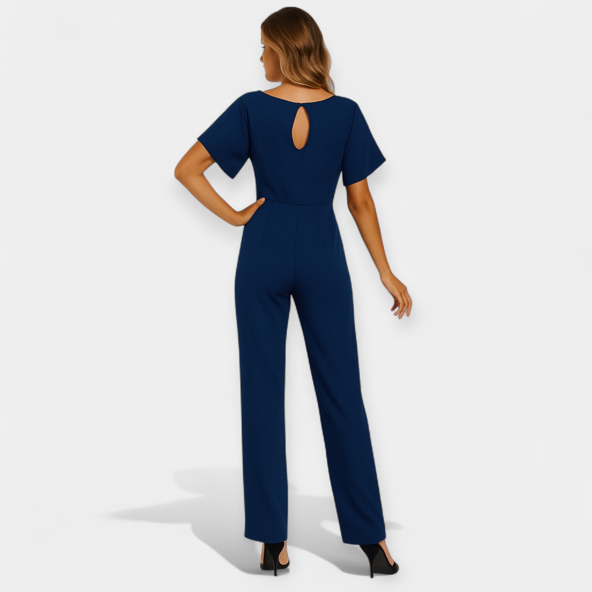 Mono Enterizo Elegante y Versátil