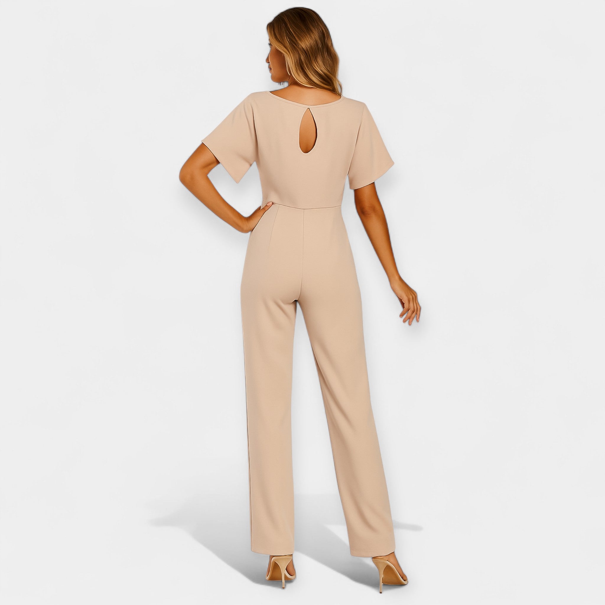 Mono Enterizo Elegante y Versátil