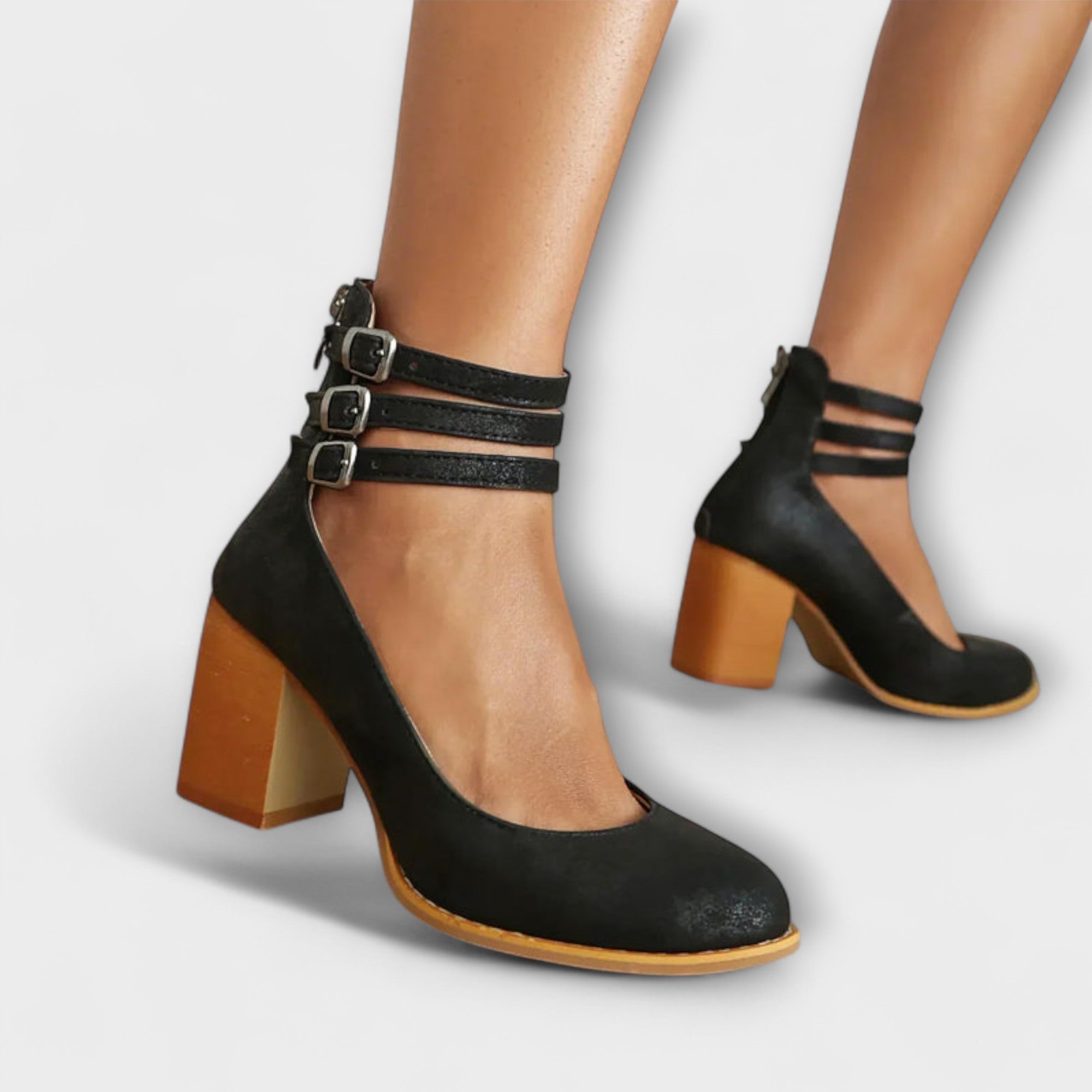 Tacones con tira en el tobillo