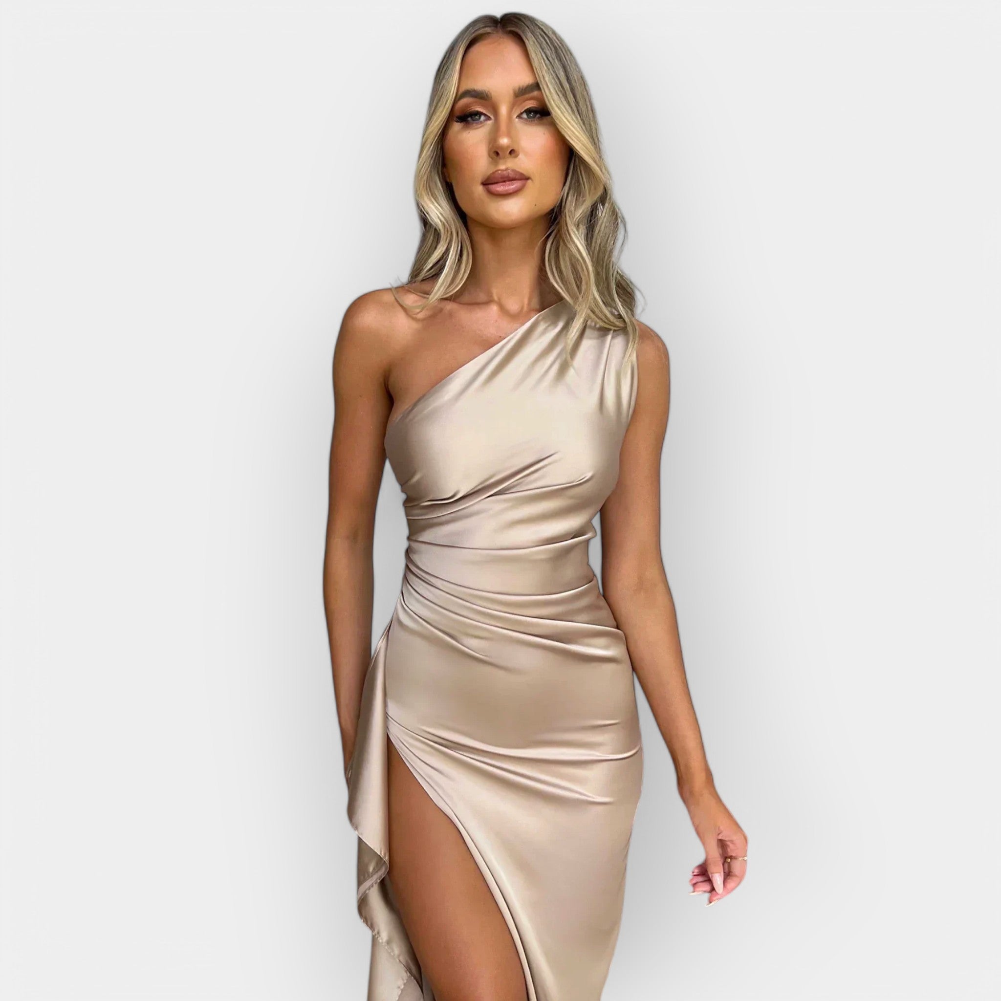 Vestido de Satén Elegante