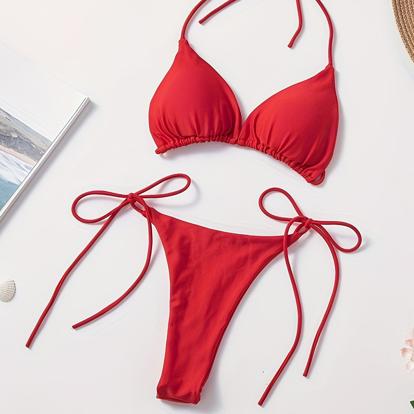 Bikini Moderno con Top Halter