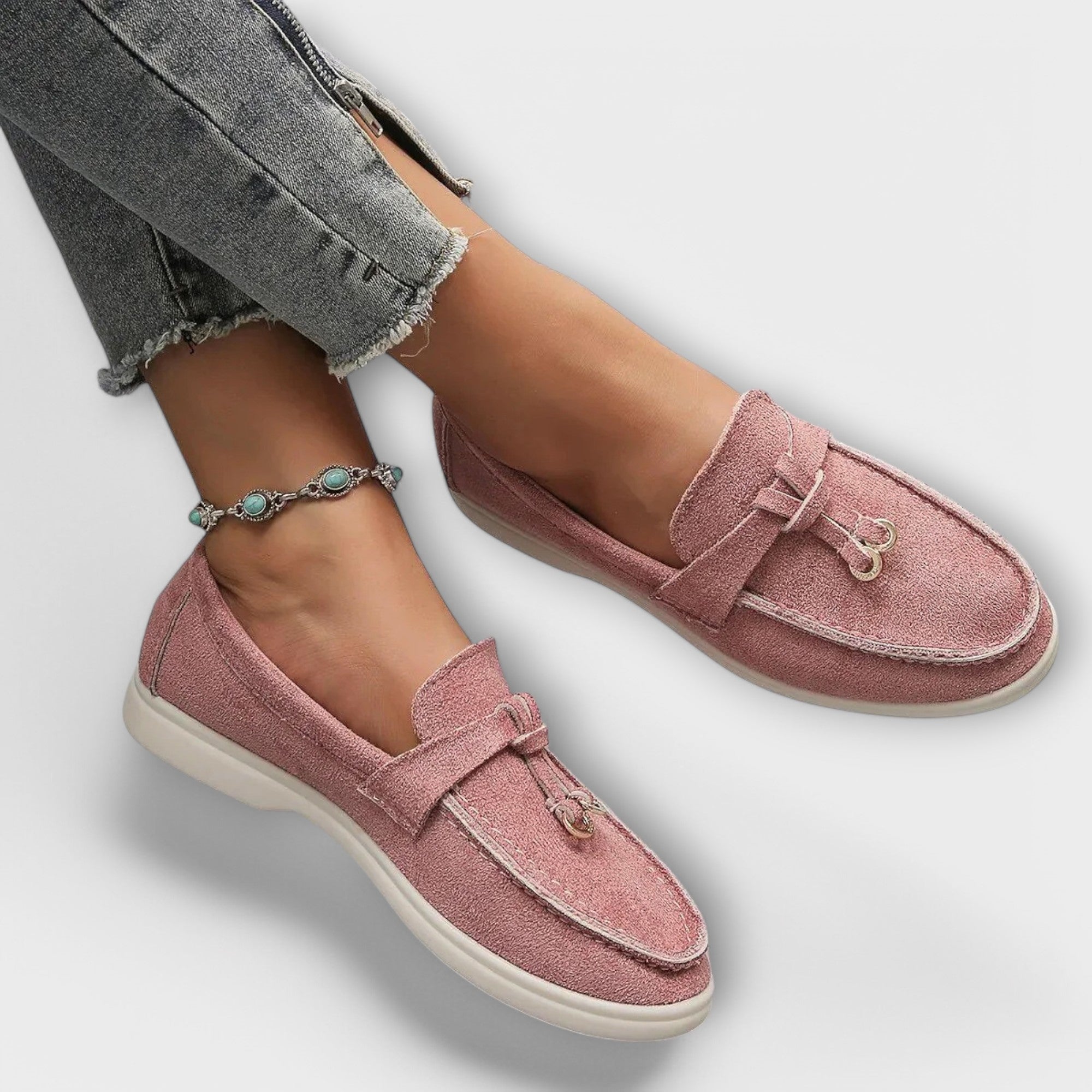 Mocasines beige para mujer con encaje decorativo