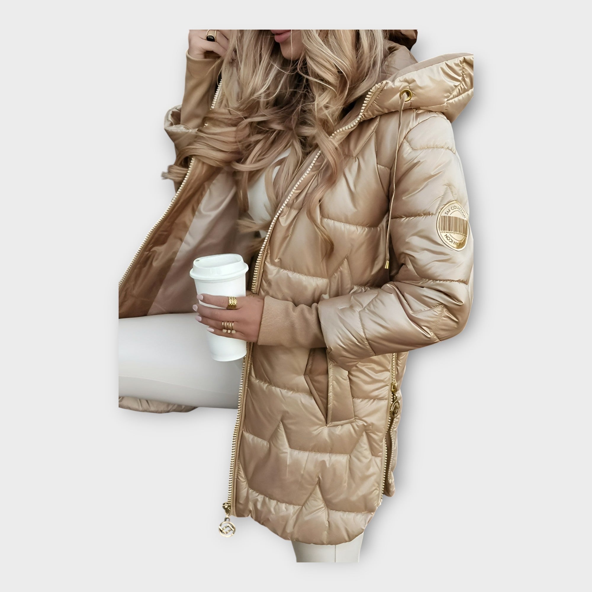 Chaqueta de plumas con capucha