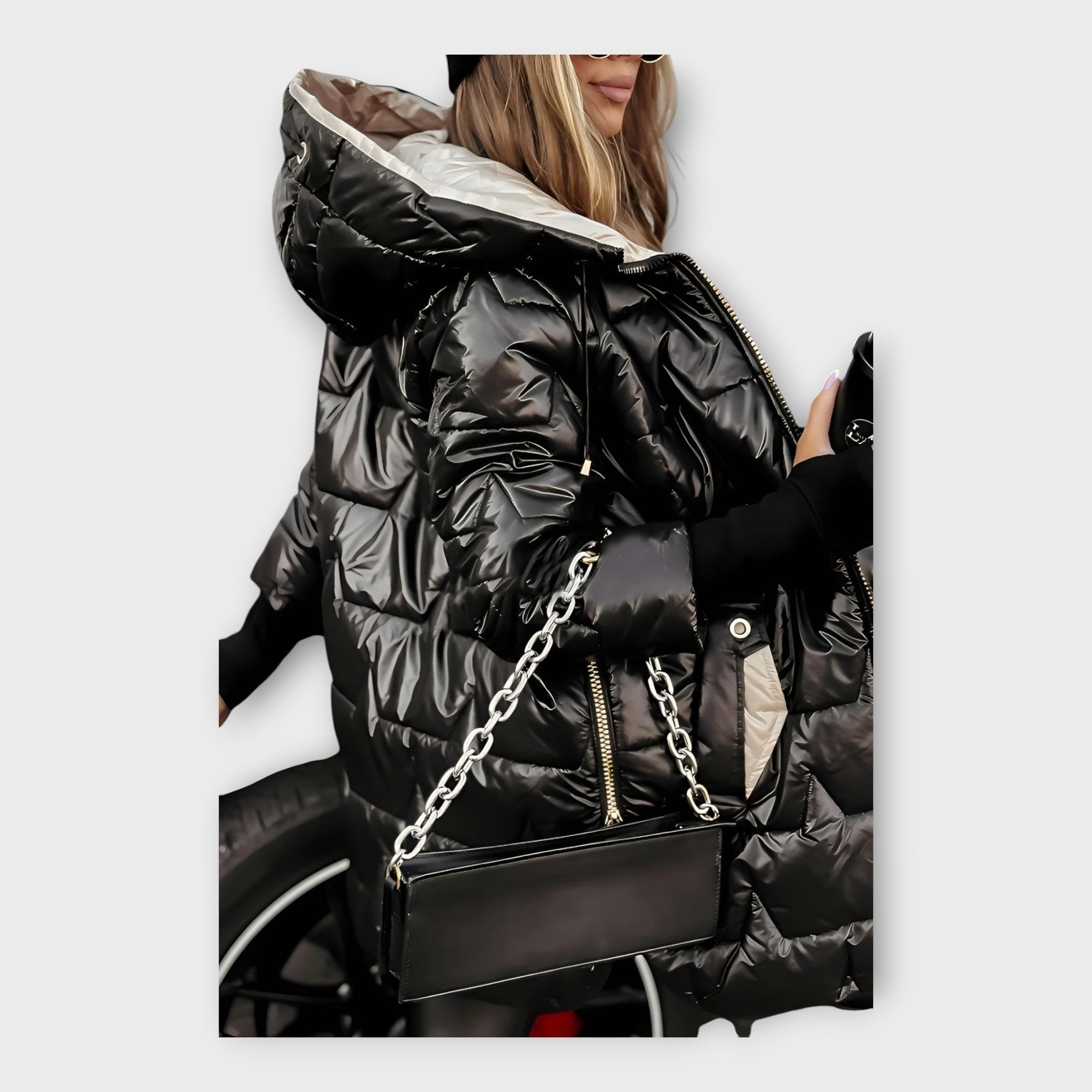 Chaqueta de plumas con capucha