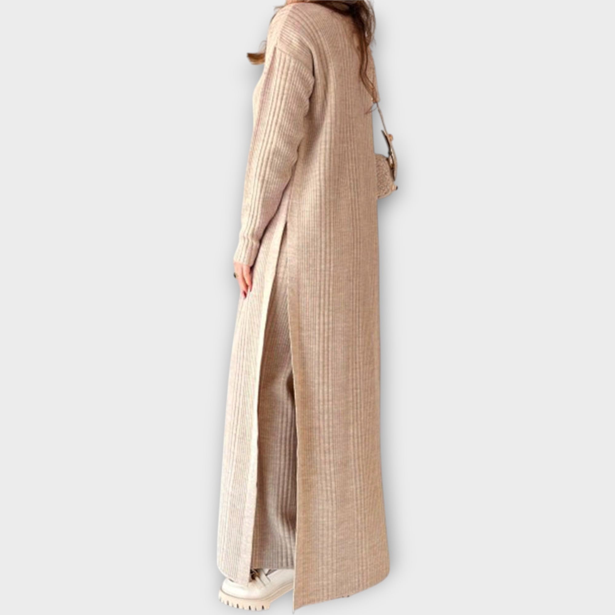 Vestido largo de punto con corte holgado