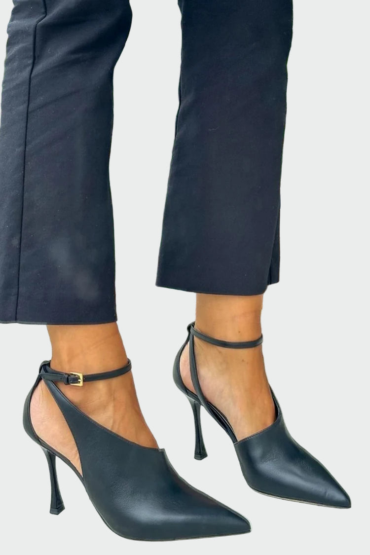 Tacones de tiras con punta puntiaguda