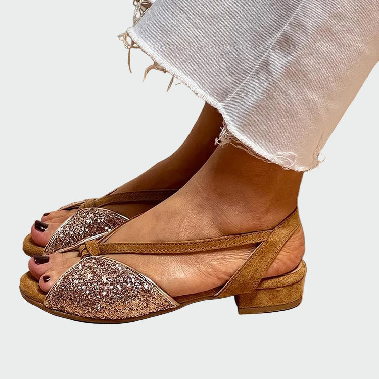 Sandalia baja con brillo