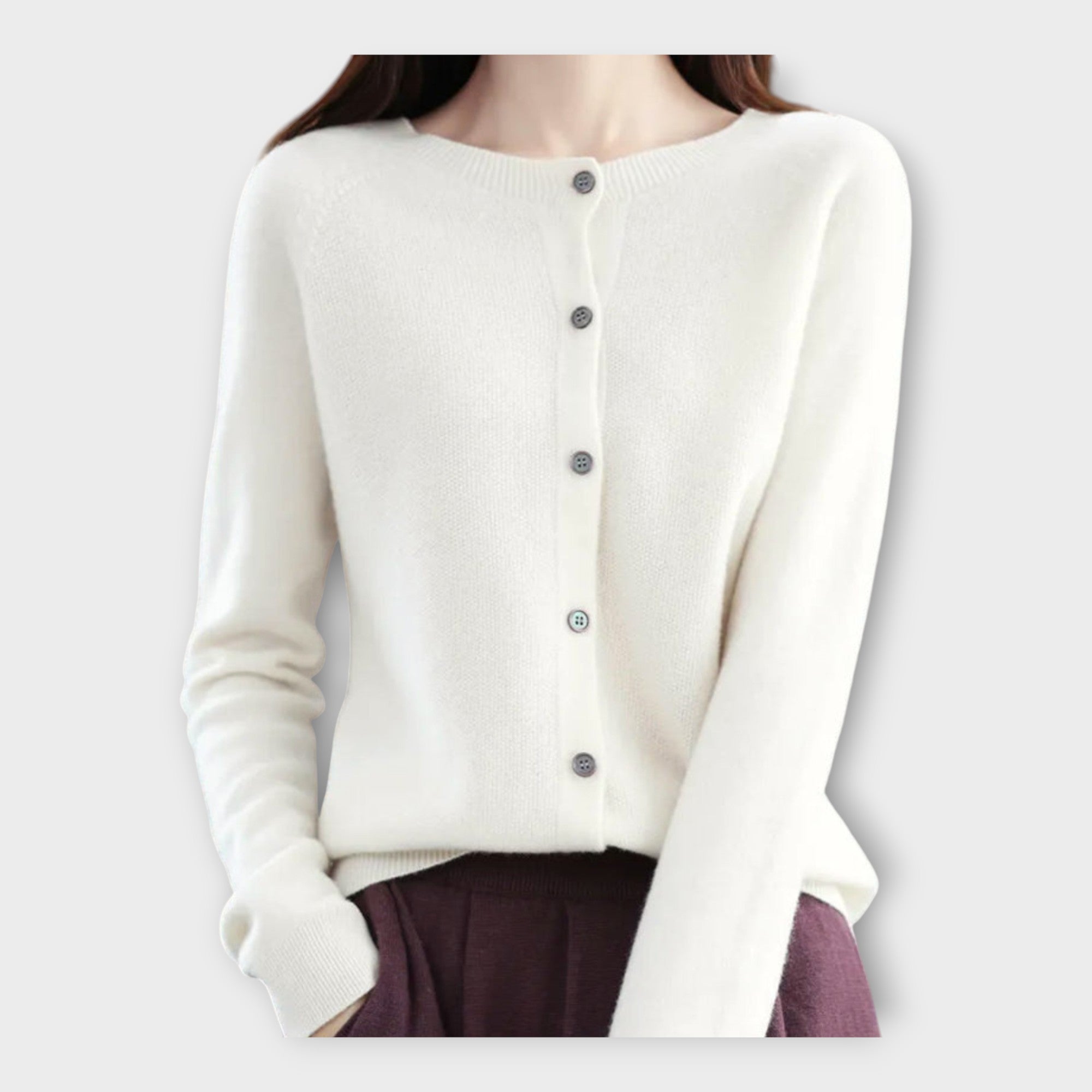 Cárdigan elegante con botones