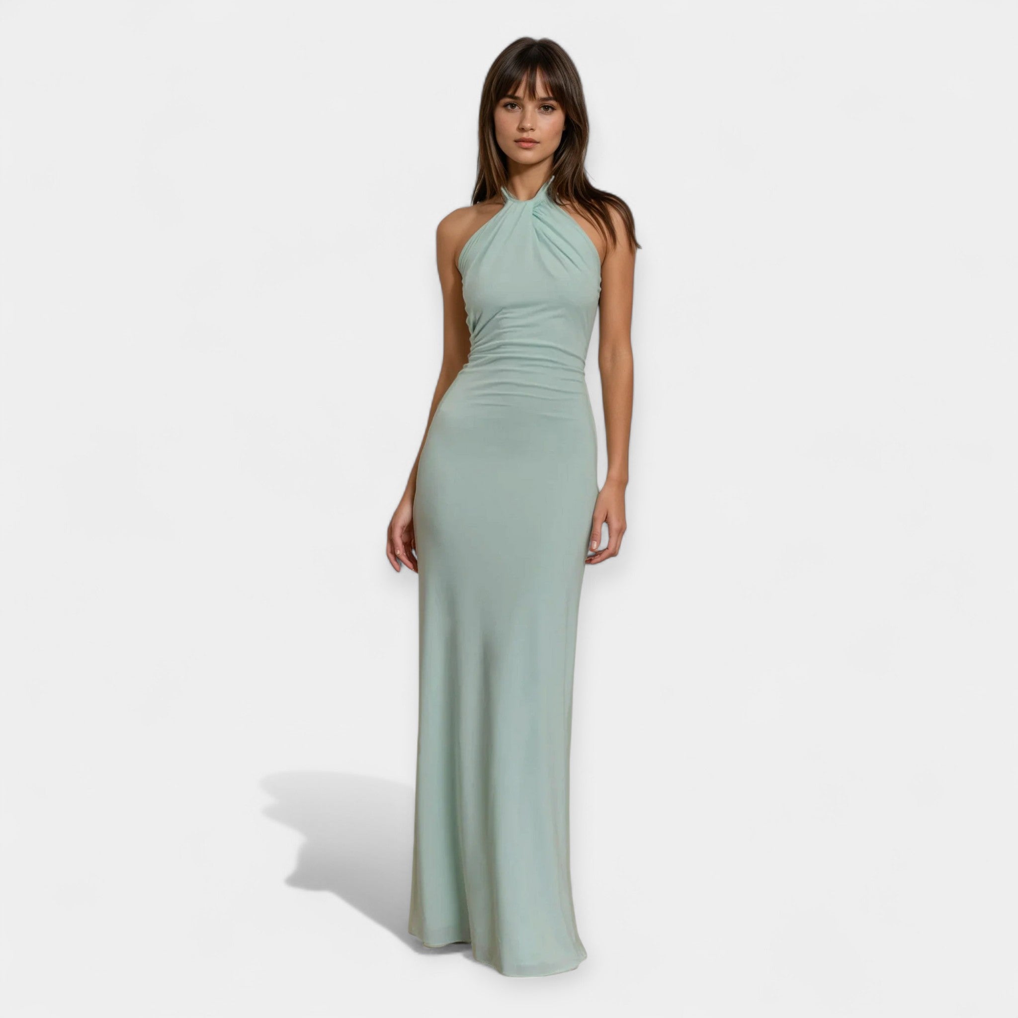 Vestido Halter con Espalda Abierta