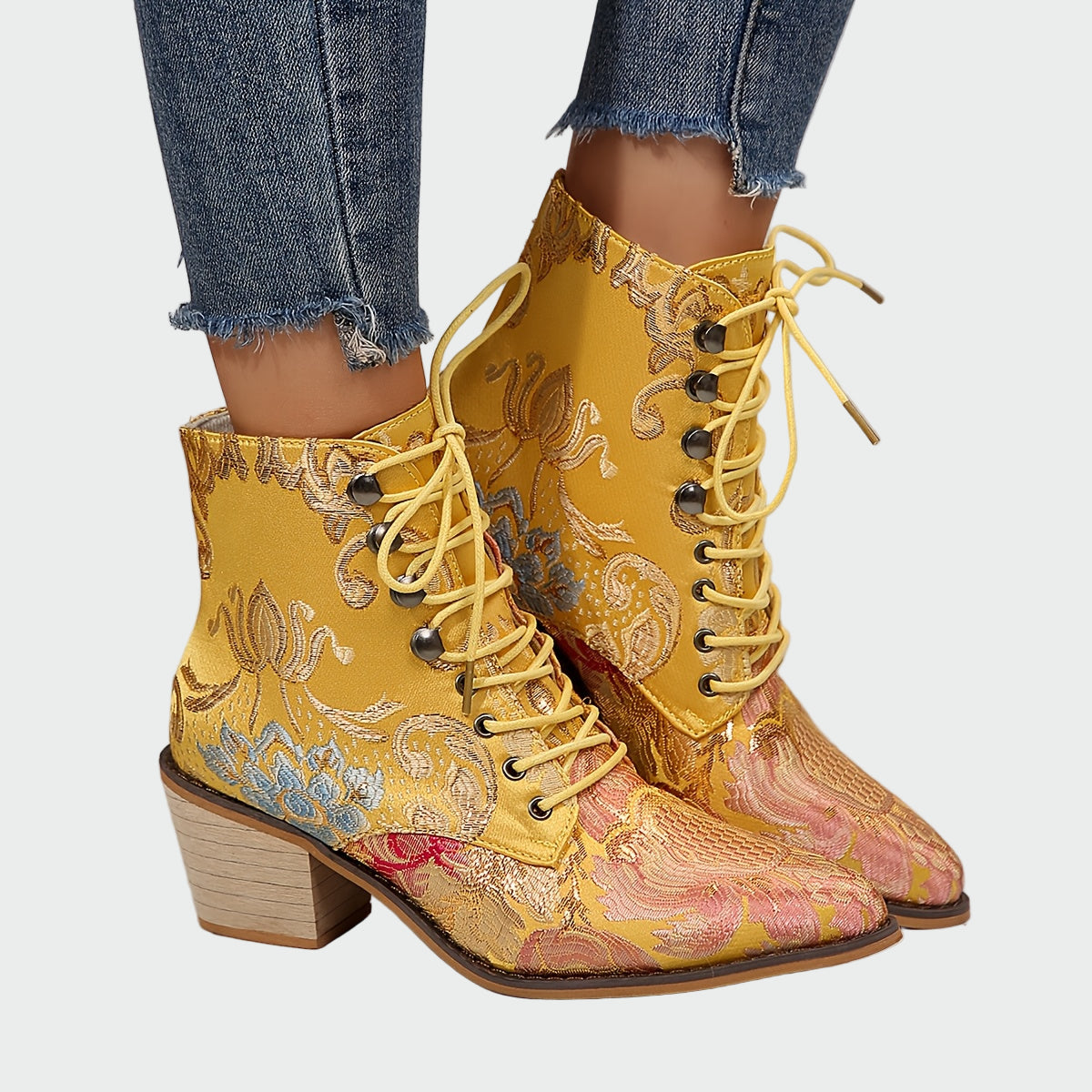 Botines de piel con flores