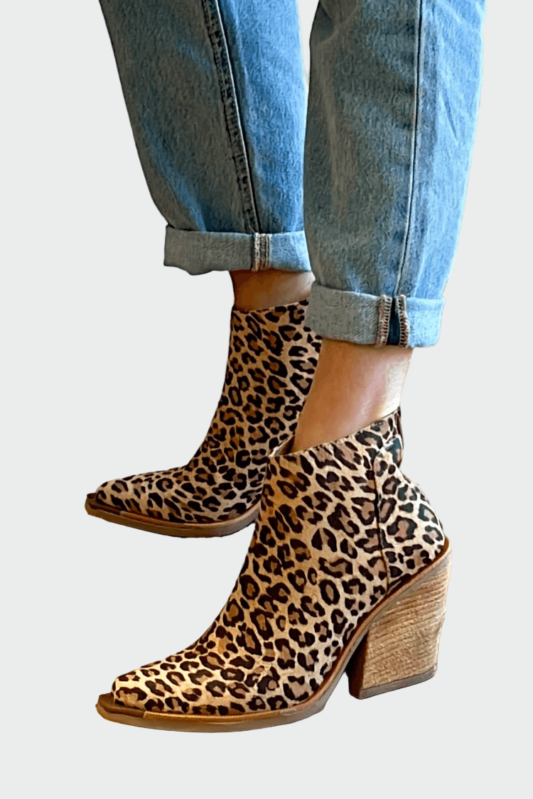 Bota de vaquero con punta puntiaguda