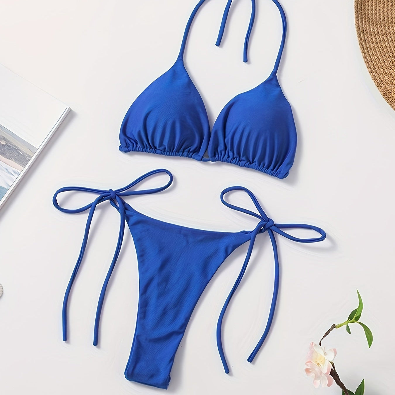 Bikini Moderno con Top Halter