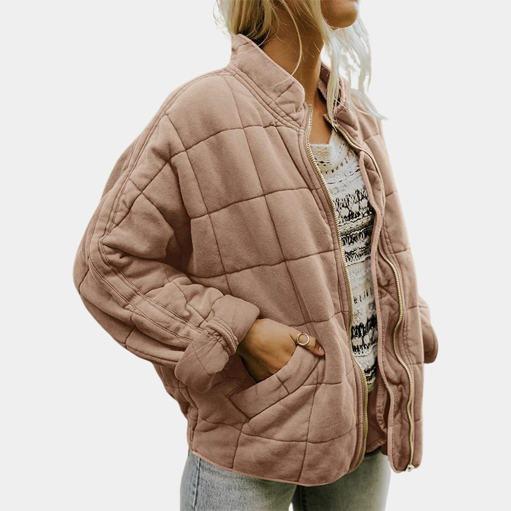 Chaqueta acolchada elegante y cómoda.