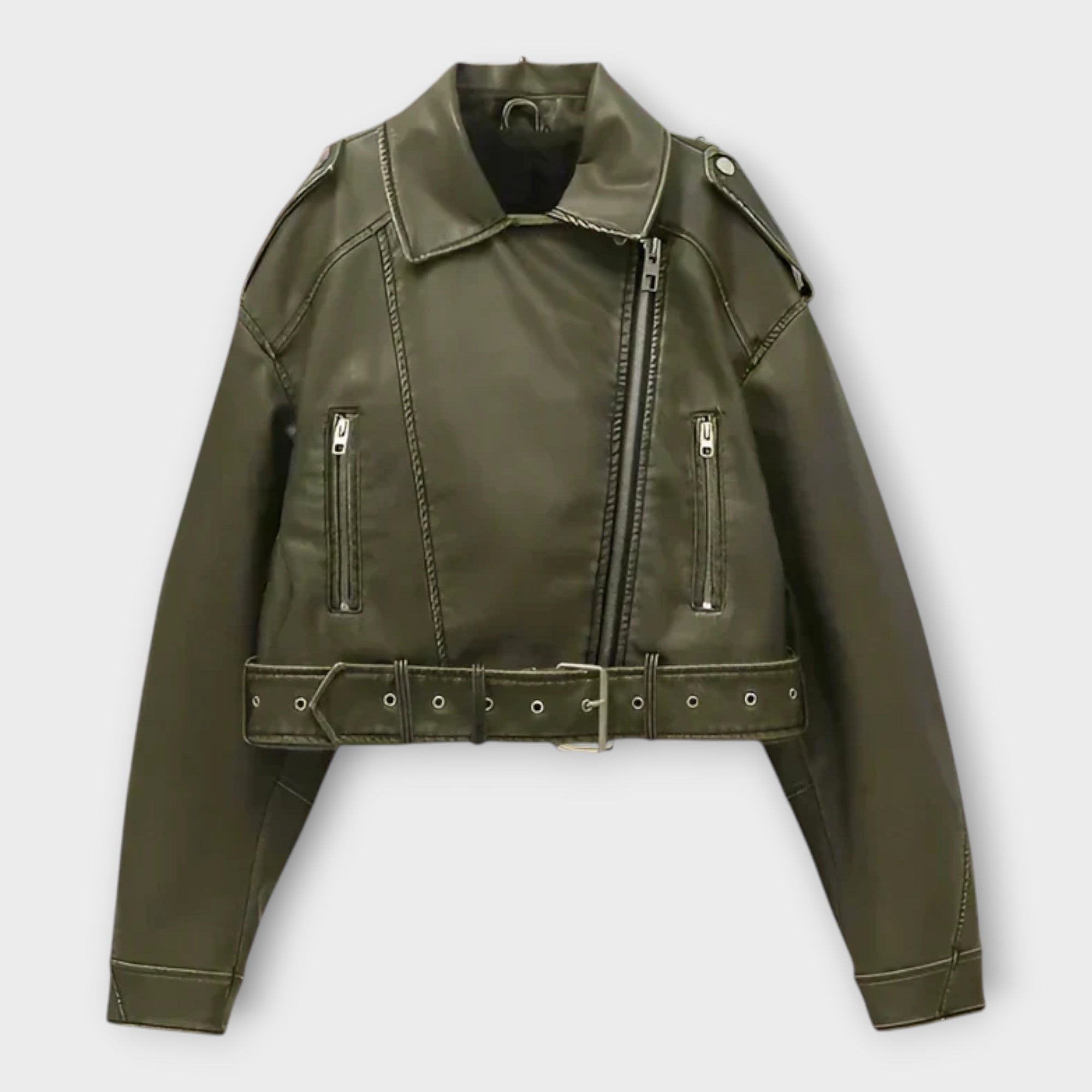 Moderna chaqueta corta de cuero con cinturón y estética sofisticada
