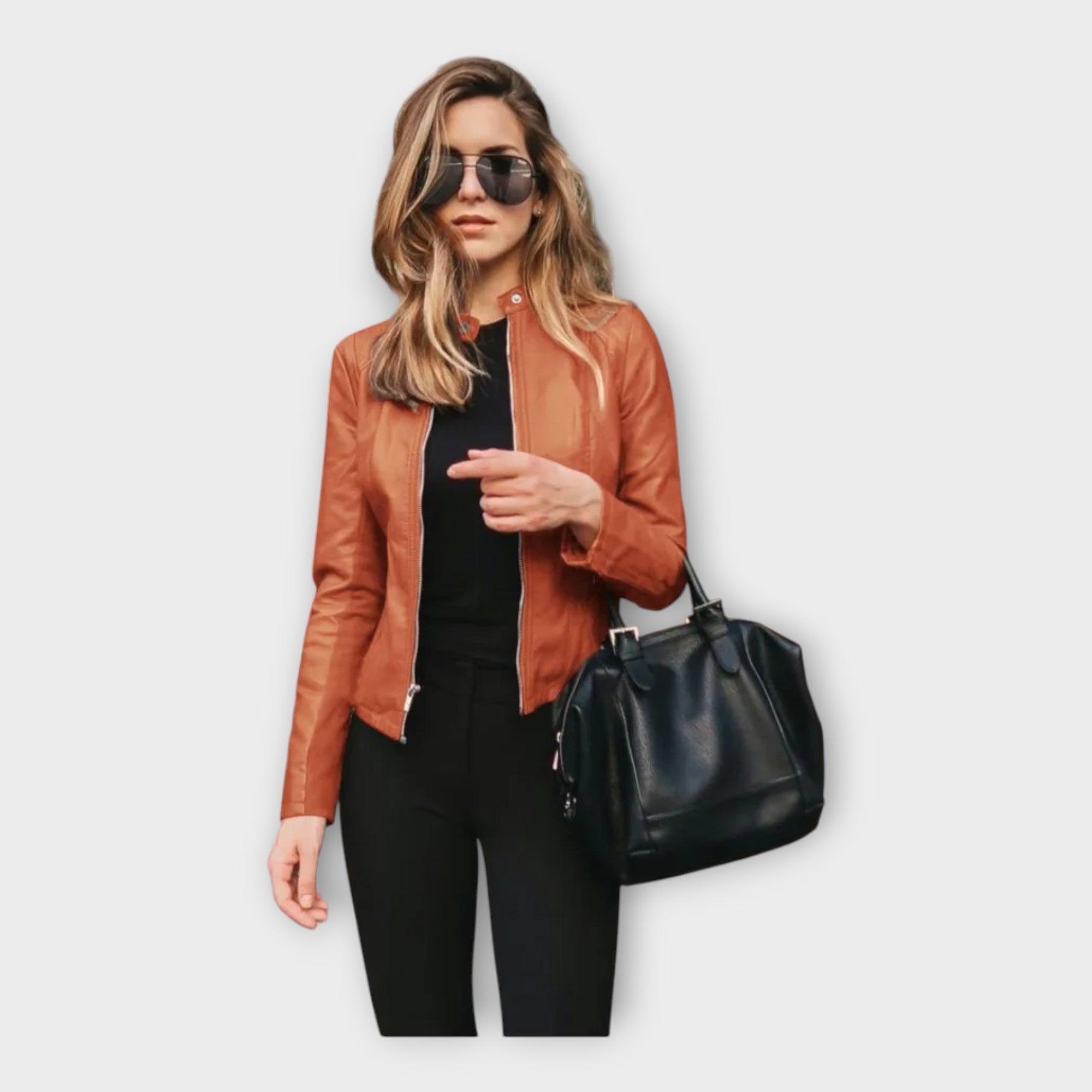 Chaqueta de cuero con línea moderna