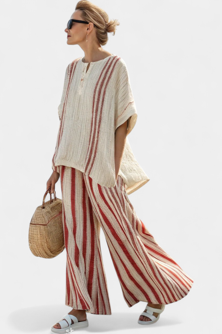 Impresionante traje de dos piezas con margaritas a rayas rojas y textura natural